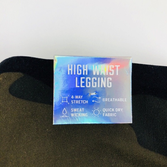 Large Victoria's Secret PINK Ultimate Camo Legging - Picture 5 of 7